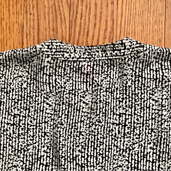 Vince Camuto Open Placket White Black Sleeveless Top Women's Size S - Picture 8 of 11